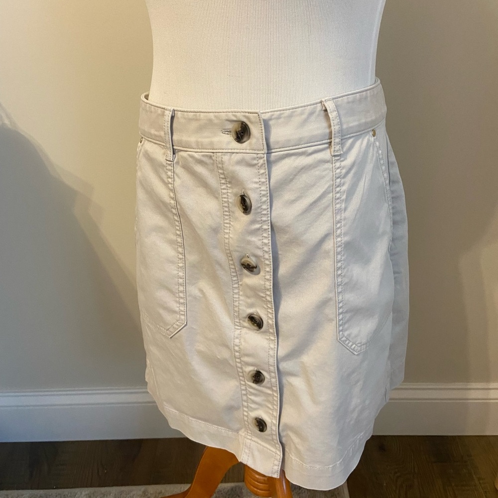 Banana Republic Khaki Button Down Mini